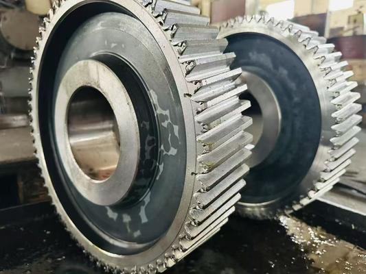 comprar Los engranajes manuales de camiones profesionales e industriales con tratamiento térmico de carburización y dureza de apagado -45 HRC online manufacture